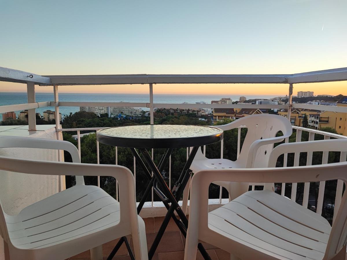 Hercules Paradise 531 Apartamento Con Vistas Al Mar Mediterraneo En Benalmadena A Pasos Del Centro Y Su Vibrante Zona Comercial Disfruta De Una Experiencia Unica En La Costa Del Sol Malaga Andalucia Well-Connected To The Airport Esterno foto