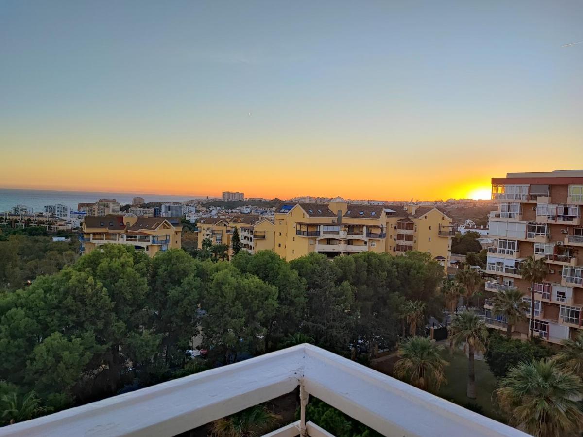 Hercules Paradise 531 Apartamento Con Vistas Al Mar Mediterraneo En Benalmadena A Pasos Del Centro Y Su Vibrante Zona Comercial Disfruta De Una Experiencia Unica En La Costa Del Sol Malaga Andalucia Well-Connected To The Airport Esterno foto