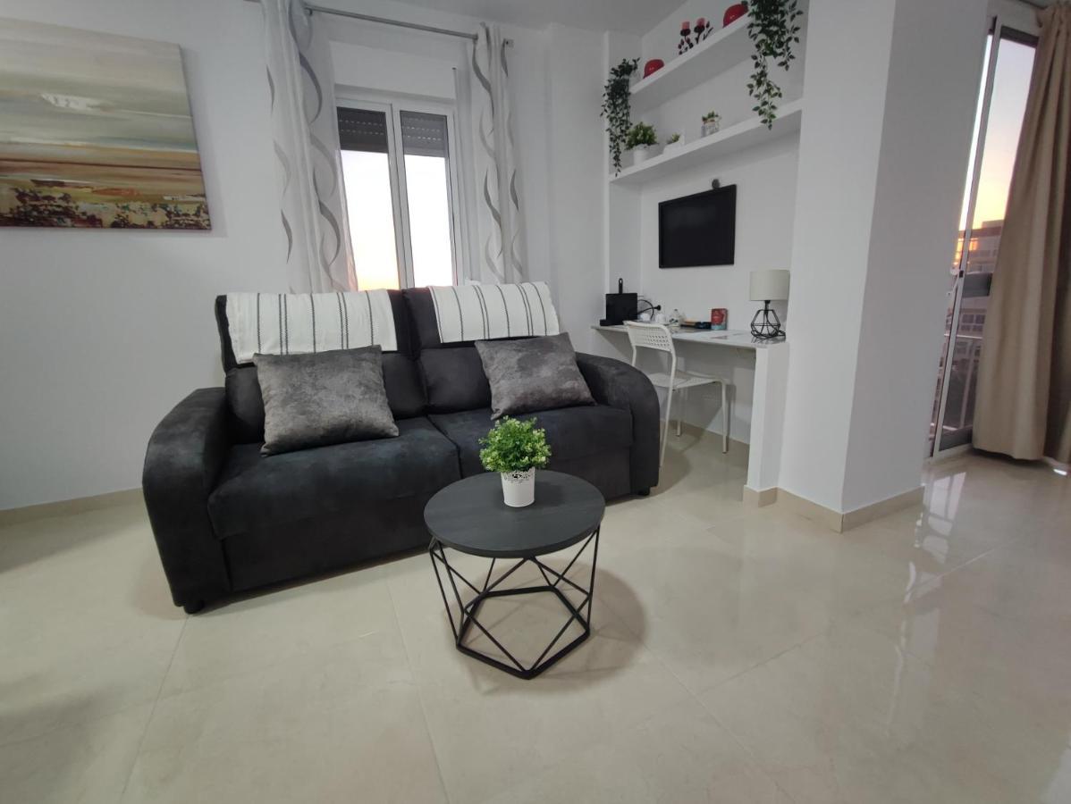 Hercules Paradise 531 Apartamento Con Vistas Al Mar Mediterraneo En Benalmadena A Pasos Del Centro Y Su Vibrante Zona Comercial Disfruta De Una Experiencia Unica En La Costa Del Sol Malaga Andalucia Well-Connected To The Airport Esterno foto