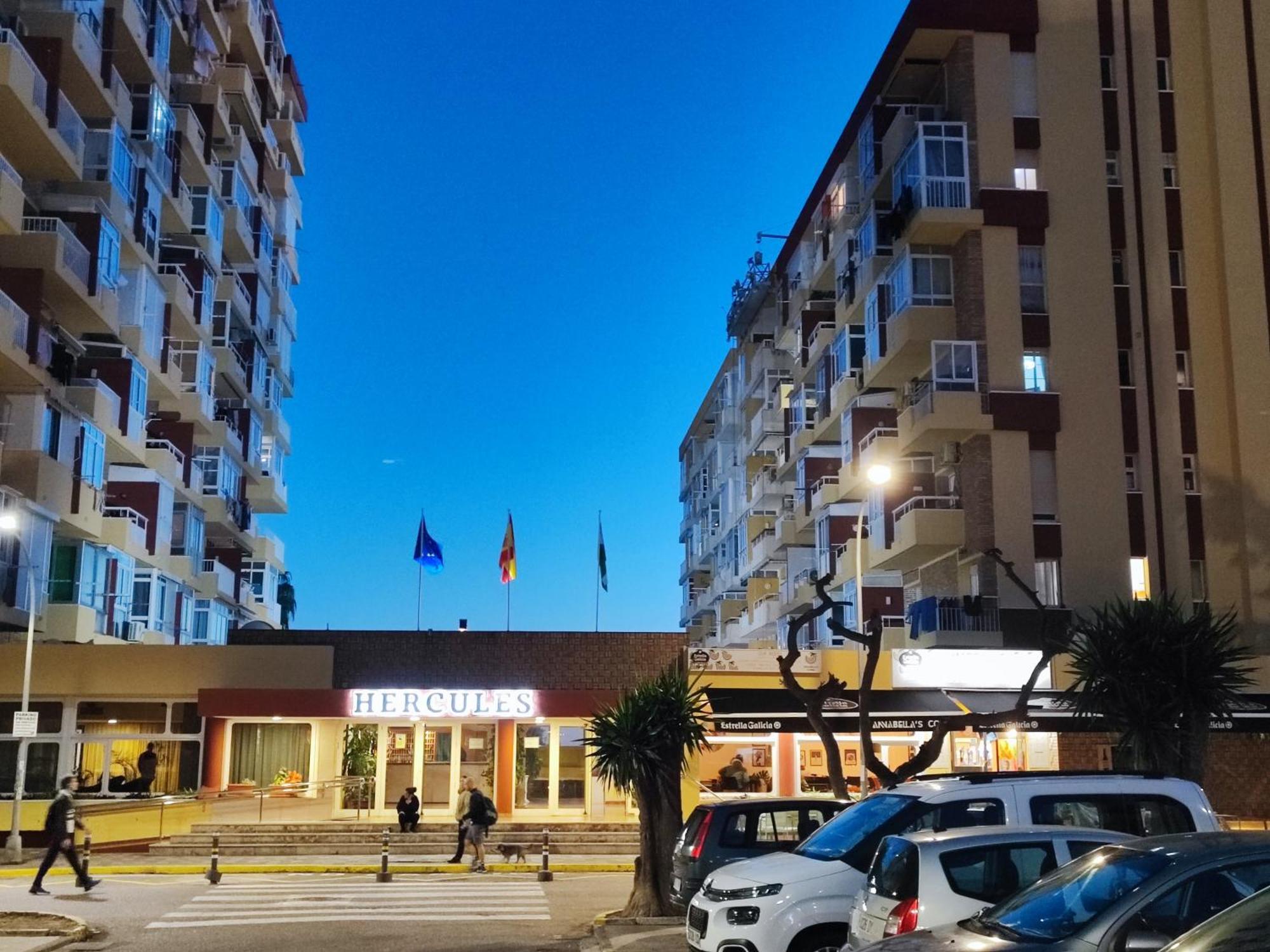 Hercules Paradise 531 Apartamento Con Vistas Al Mar Mediterraneo En Benalmadena A Pasos Del Centro Y Su Vibrante Zona Comercial Disfruta De Una Experiencia Unica En La Costa Del Sol Malaga Andalucia Well-Connected To The Airport Esterno foto