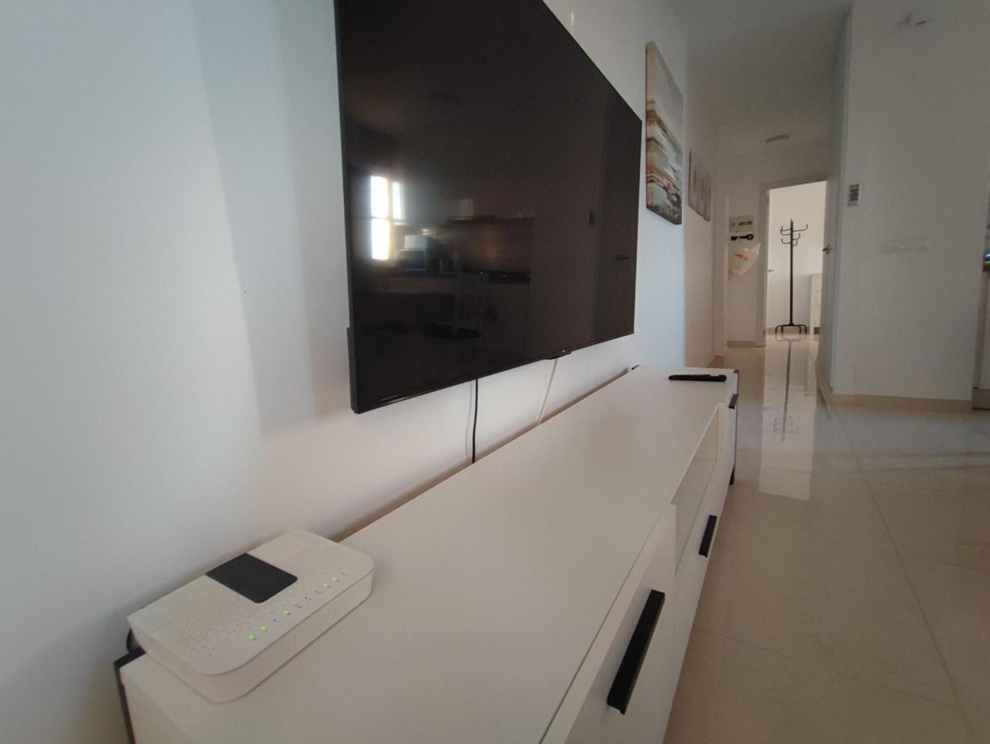 Hercules Paradise 531 Apartamento Con Vistas Al Mar Mediterraneo En Benalmadena A Pasos Del Centro Y Su Vibrante Zona Comercial Disfruta De Una Experiencia Unica En La Costa Del Sol Malaga Andalucia Well-Connected To The Airport Esterno foto